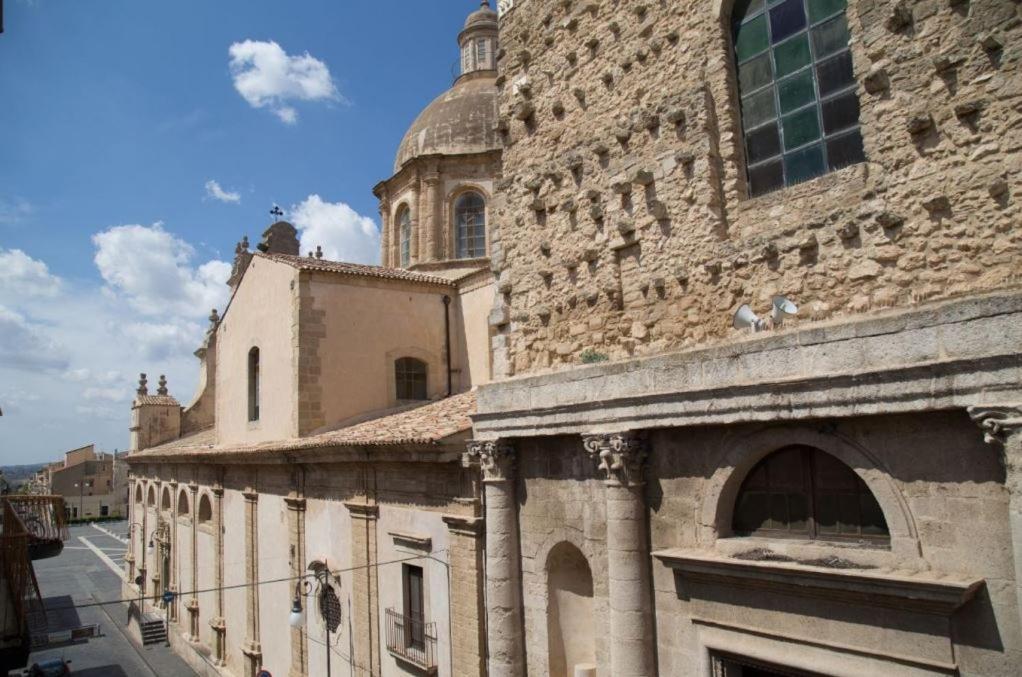 Esa Lodges Grammichele Exterior foto